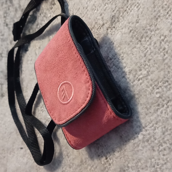 Digital camera small camera case - Picture 2 of 5